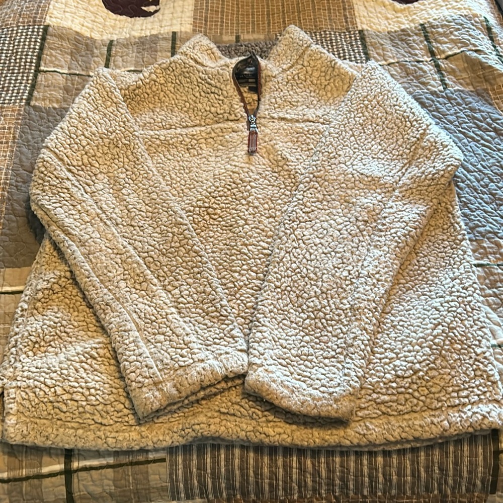 True grit pull over